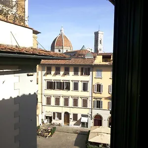https://lorena-florence.it-tuscanyhotel.com