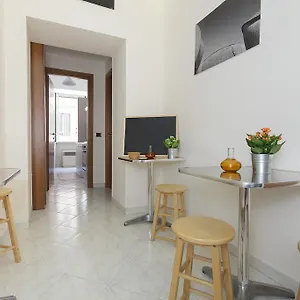 Couette-café Nicetomeetyou Rome
